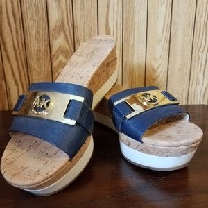 Women's shoes